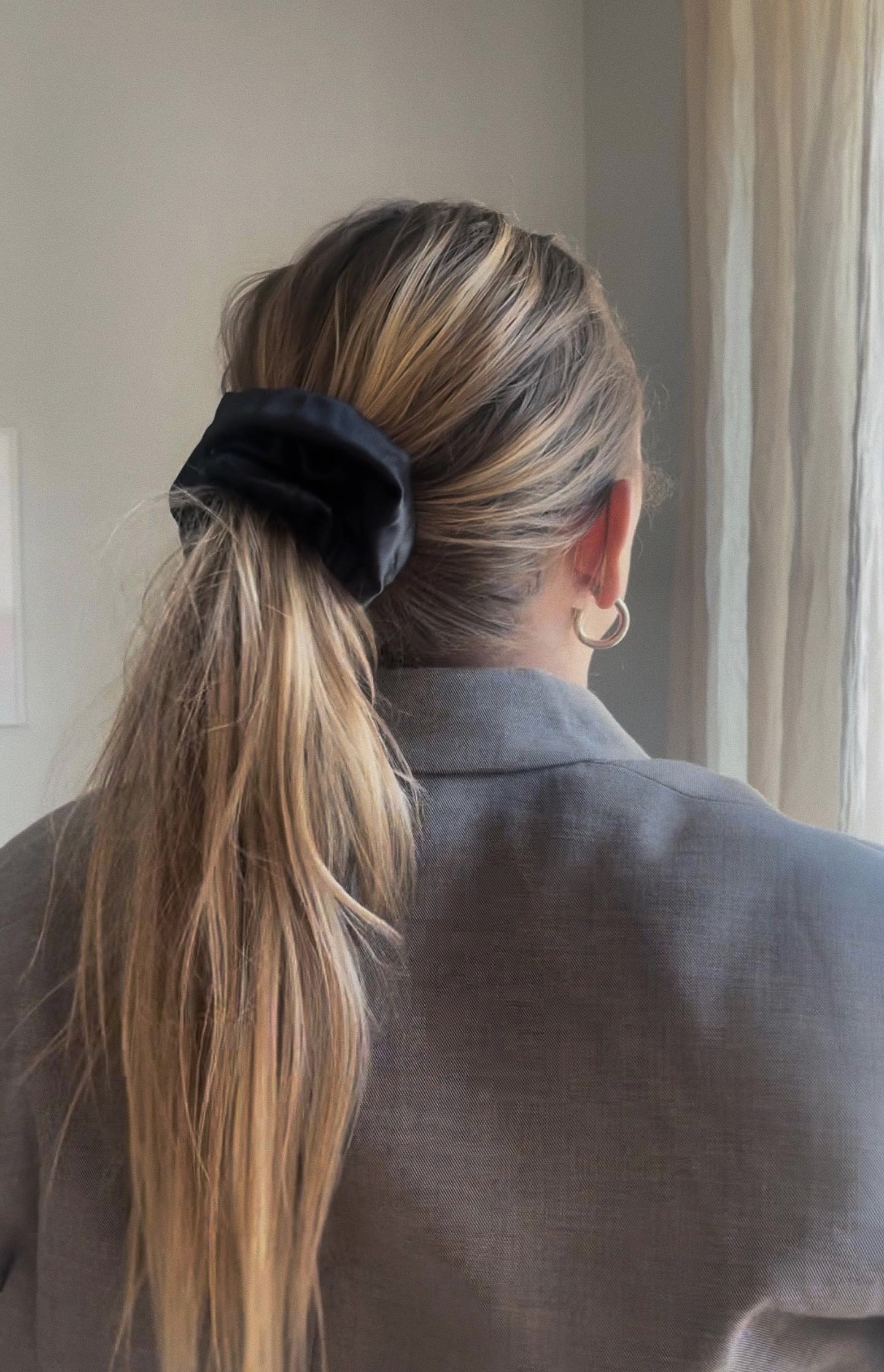 Silke Scrunchie 02